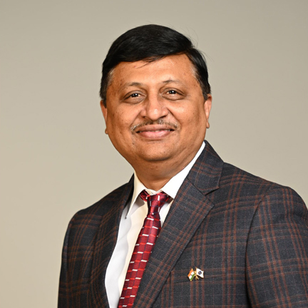 Dr. Prashant Vasantrao Patil,Non-official - Independent Director - EIL